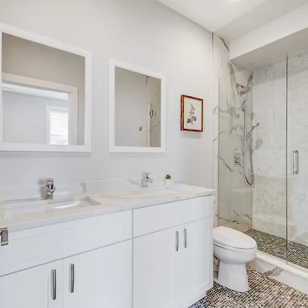 Furnished Near Logan Airport Apartment Boston