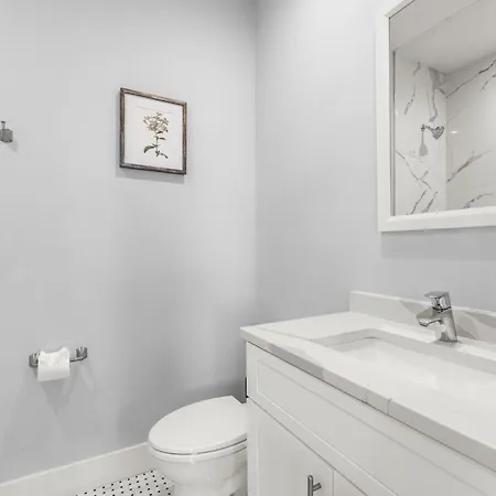 Furnished Near Logan Airport Apartment *