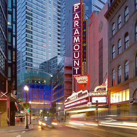 Downtown Location Famous Nightlife Chinatown With Bed Full Of Promises! * Boston