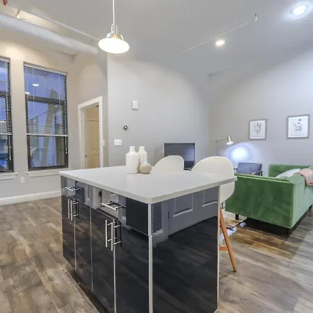 Apartment Common Loft With Washer Dryer