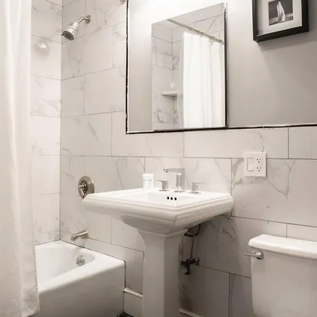 Apartment Bright Back Bay Boston