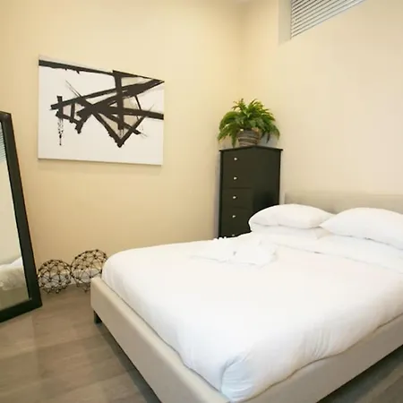 Downtown Loft Walk Anywhere Ideal For Nurses *