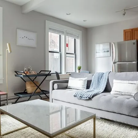 Apartment Bay Village Charm With 99 Walkscore With Short And Long