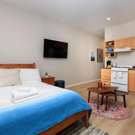 Cozy South End Loft Apartment Boston