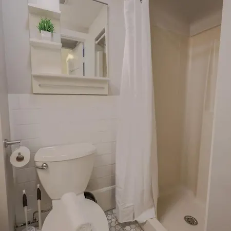 Apartment Bright Newbury Street 1 Bedroom Boston