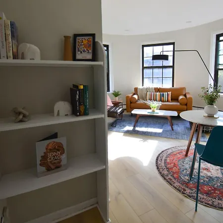 Comfy Back Bay Alcove Apartment Boston