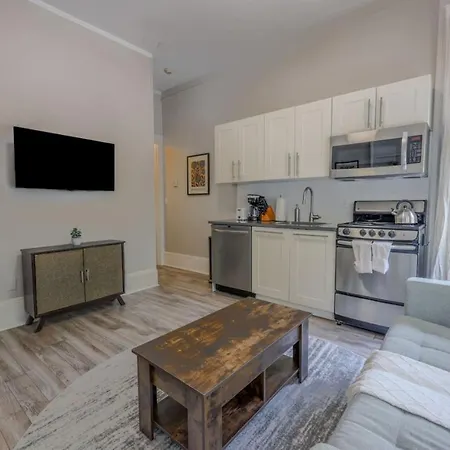 Bright Newbury Street 1 Bedroom