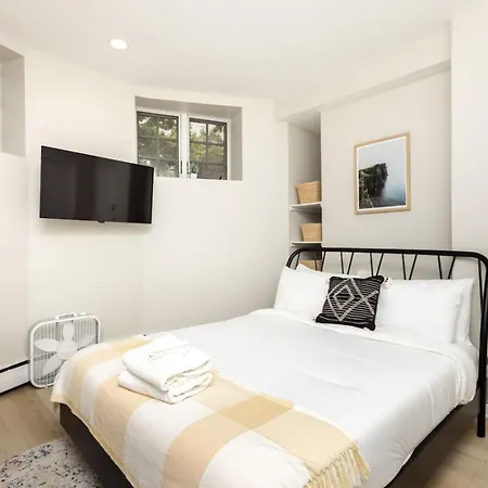 Apartment Back Bay Simple