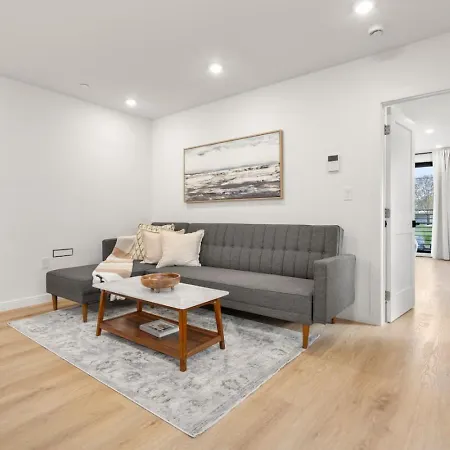 Skyline 1br With Views * Boston
