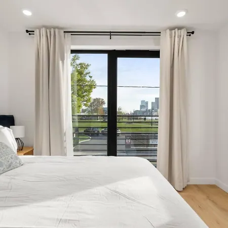 Skyline 1br With Views * Boston