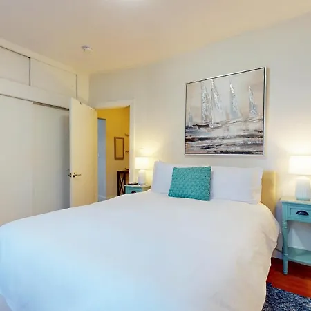 Renovated 1bed, Steps To Mbta, Shops & Restaurants Apartment *