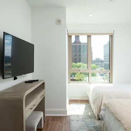 2br In Downtown & T-station Apartment *