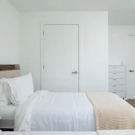 2br In Downtown & T-station