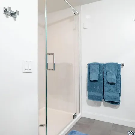 Apartment 2br In Downtown & T-station