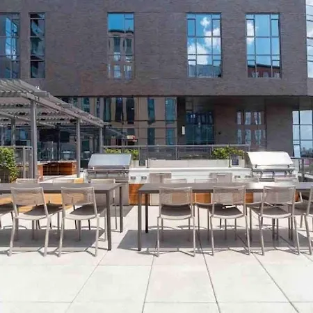 Apartment Luxury 2br In Pool Gym *