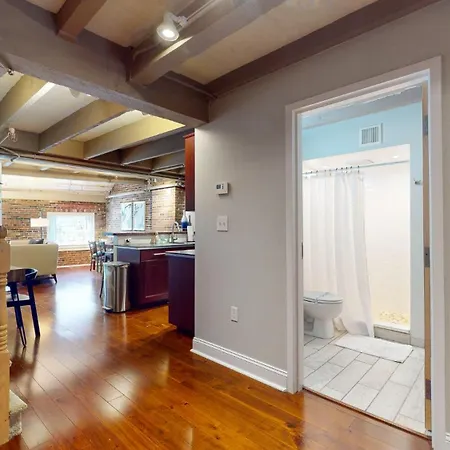 Elegant 2br 009mi Faneuil Hallquincy Market Apartment