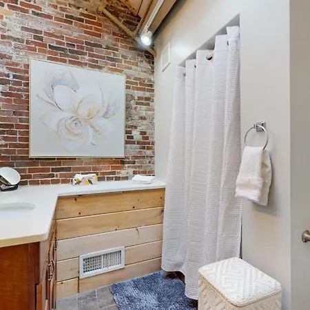 Apartment Elegant 2br 009mi Faneuil Hallquincy Market Boston