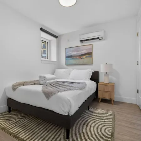 Luxury 2br In Near Harvard! Apartment