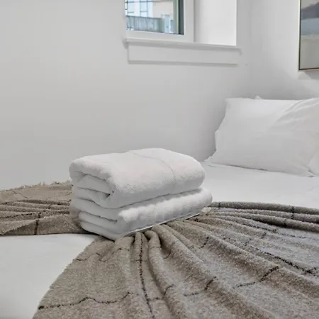 Apartment Luxury 2br In Near Harvard! *