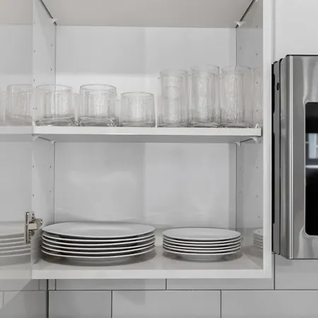 Apartment Luxury 2br In Near Harvard! *