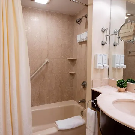 Hotel The Lenox 4*