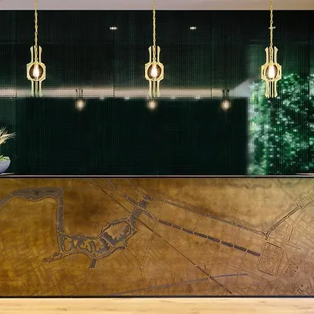 Global Luxury At Fenway Apartment