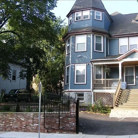 Sunny Hill Garden 4* Boston