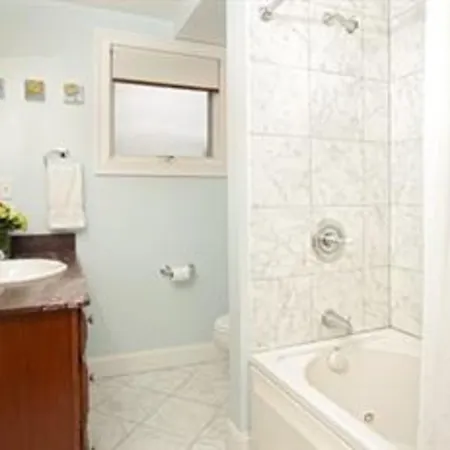 Monument Square On Bunker Hill Holiday home *