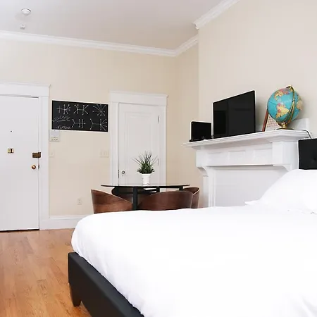 Pleasant Back Bay Suites By Sonder 3*