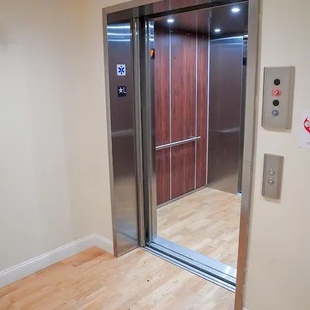 Luxury 2 Bedroom 2 Bath Fenway Park Apartment
