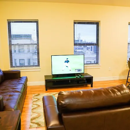 Luxury 2 Bedroom 2 Bath Fenway Park
