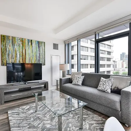 Global Luxury In South End Apartment