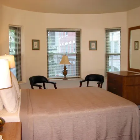 Guest house Oasis Boston