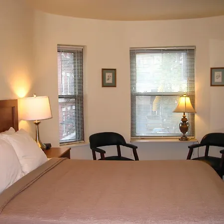 Guest house Oasis 2*