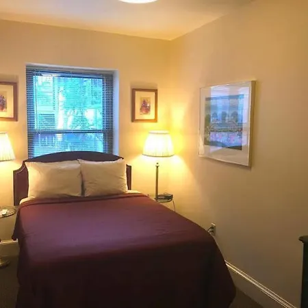 Guest house Oasis Boston
