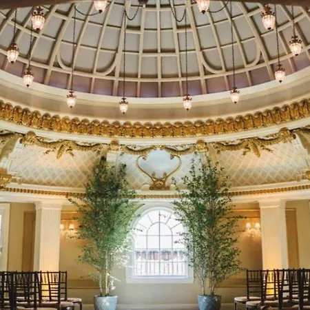 The Lenox 4*