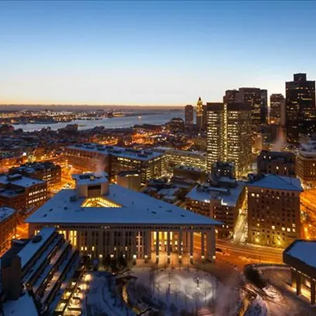 Global Luxury At The Commonwealth