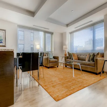 Global Luxury At The Commonwealth Apartment
