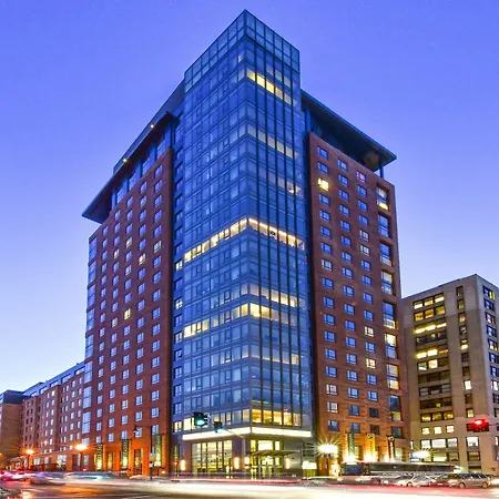 Global Luxury At The Theater District Apartment