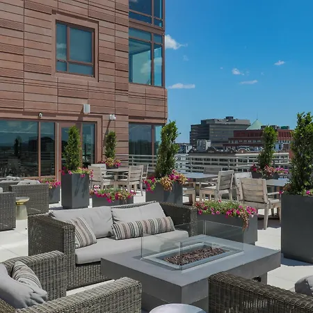 Global Luxury At The Theater District Apartment