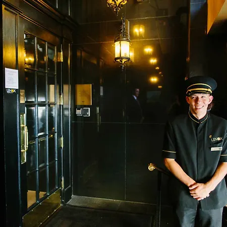 The Lenox Hotel 4*