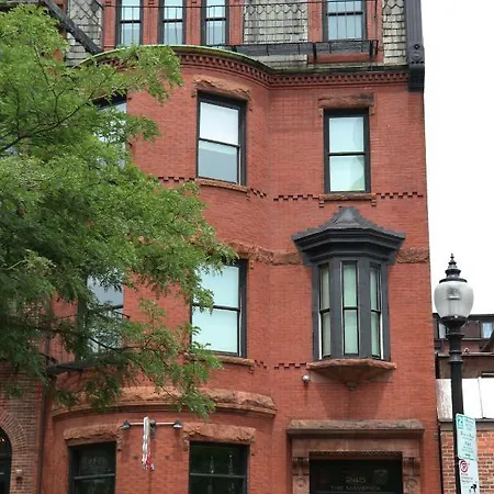 Stylish Newbury Street Studio, #11 Boston