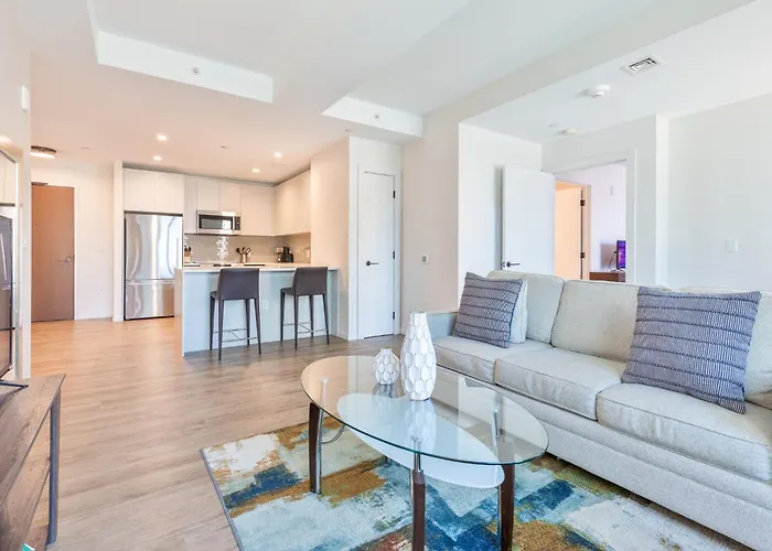 Luxury Apt With Kitchen And Pool
