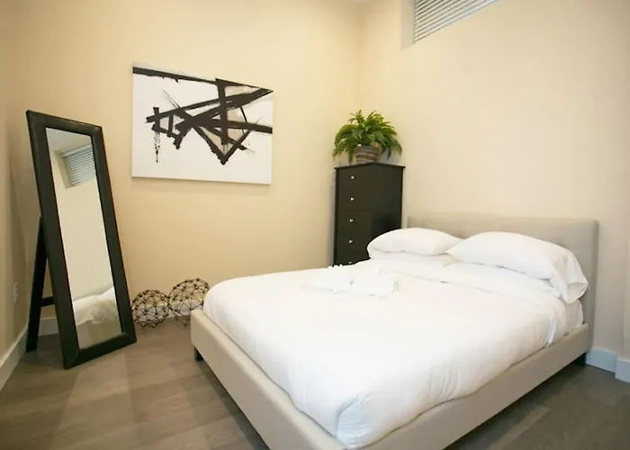Downtown Loft Walk Anywhere Ideal For Nurses