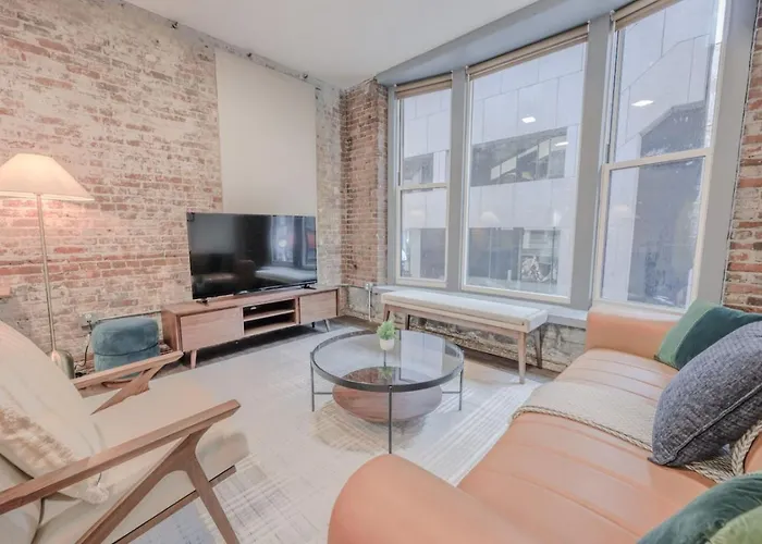 Downton Boston Luxurious 2 Bed