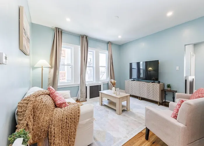 Stylish 3 Bedroom Apartment