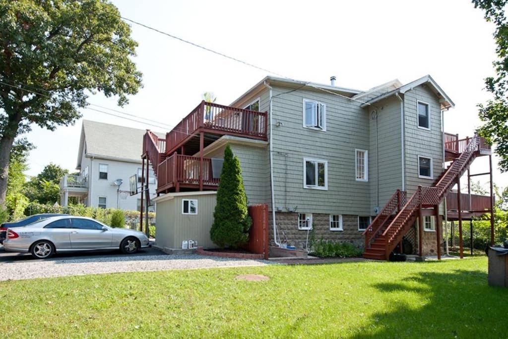 Apartment Modern Beautiful Apartment-5 Beds-full Kitchen-parking-super Clean-great For Groups Boston