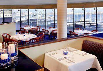 Marriott Long Wharf Hotel 4*