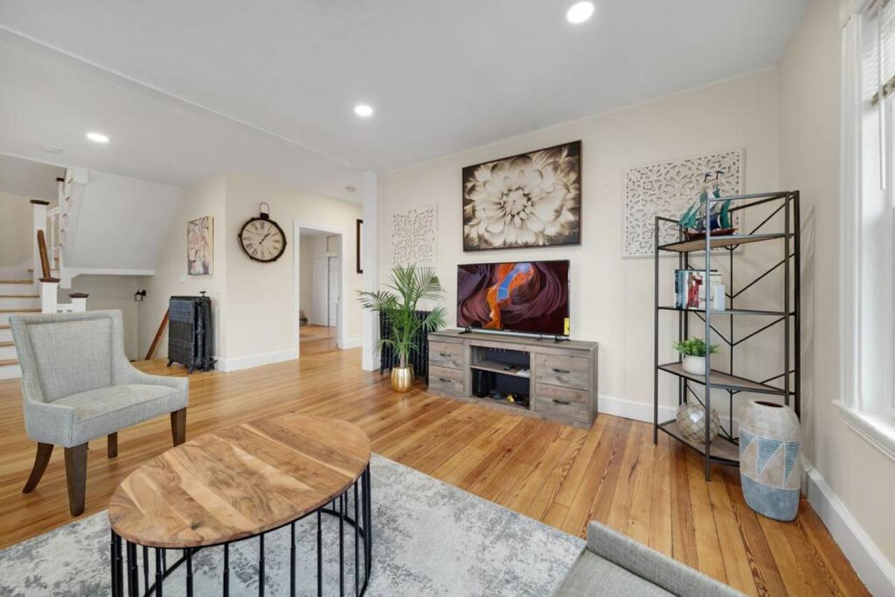 5br 2bh Bright & Spacious In Brighton