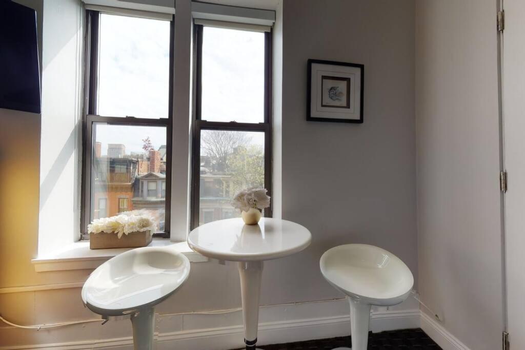 Charming In Brownstone, #44 Apart-hotel *